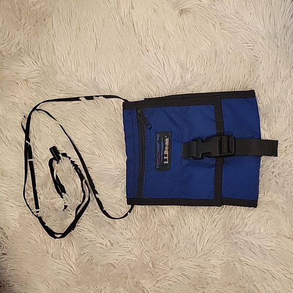 L.L. Bean Bags Ll Bean Vintage 9s Passport Crossbody Bag Organizer